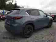 2023 Mazda CX-5 S Carbon Edition z VIN JM3KFBCM4P0111590, wystawiony jako Copart lot #80024545 z przebiegiem 81 621 mil mil oraz Nie do naprawy • Non repairable. Historia ofert i sprzedaży dostępna na DreamBid. Obrazek 3.