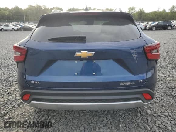 2024 Chevrolet Trax LT with VIN KL77LHE25RC201416, listed as a Copart auction lot 80629685 with 6,320 mi miles and Salvage title. Bid and sale history available at DreamBid. Image 6.