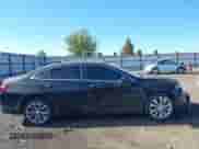 2017 Chevrolet Malibu Premier z VIN 1G1ZH5SX3HF285768, wystawiony jako IAAI lot #43423019 z przebiegiem 105 466 mil mil oraz . Historia ofert i sprzedaży dostępna na DreamBid. Obrazek 13.