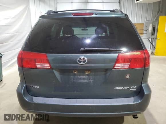 2004 Toyota Sienna XLE z VIN 5TDBA22C84S017513, wystawiony jako Copart lot #70978595 z przebiegiem 252 893 mil mil oraz Czysty tytuł • Clean title. Historia ofert i sprzedaży dostępna na DreamBid. Obrazek 6.