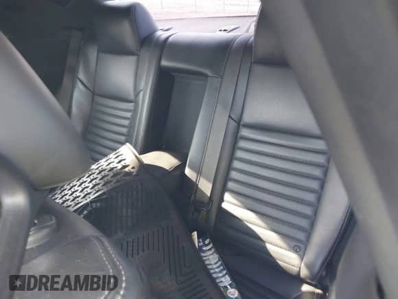 2014 Dodge Challenger R/T с VIN 2C3CDYBT8EH154065, выставлен на аукционе IAAI как лот 39864526 с пробегом 130 851 миль миль и . История ставок и продаж доступна на DreamBid. Изображение 8.