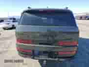 2025 Hyundai Santa Fe Calligraphy z VIN 5NMP54G16SH018057, wystawiony jako Copart lot #56255465 z przebiegiem 10 163 mil mil oraz Szkoda całkowita • Salvage title. Historia ofert i sprzedaży dostępna na DreamBid. Obrazek 6.