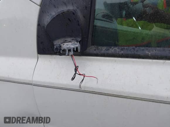 2007 Hyundai Entourage GLS с VIN KNDMC233376021202, выставлен на аукционе IAAI как лот 41893012 с пробегом 237 120 миль миль и . История ставок и продаж доступна на DreamBid. Изображение 13.