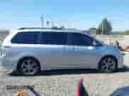 2016 Toyota Sienna SE with VIN 5TDXK3DC6GS724040, listed as a IAAI auction lot 42087356 with 75,175 mi miles and . Bid and sale history available at DreamBid. Image 13.