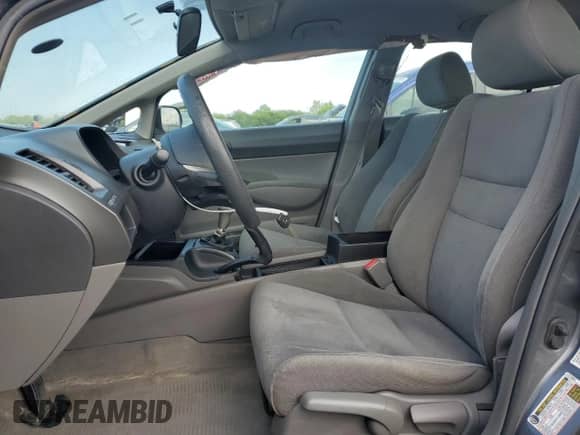 2010 Honda Civic с VIN 19XFA1E36AE067596, выставлен на аукционе Copart как лот 65795275 с пробегом 184 154 миль миль и Списание • Salvage title. История ставок и продаж доступна на DreamBid. Изображение 7.