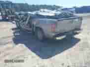 2005 Chevrolet Silverado 1500 LS z VIN 2GCEC13T151344568, wystawiony jako IAAI lot #32429183 z przebiegiem Nie podano mil oraz . Historia ofert i sprzedaży dostępna na DreamBid. Obrazek 3.