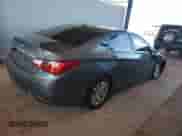 2013 Hyundai Sonata GLS z VIN 5NPEB4AC1DH599175, wystawiony jako Copart lot #84285505 z przebiegiem 93 292 mil mil oraz Szkoda całkowita • Salvage title. Historia ofert i sprzedaży dostępna na DreamBid. Obrazek 3.