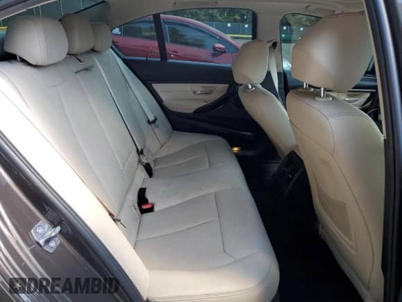 2015 BMW 3 Series 328i with VIN WBA3A5C5XFF607380, listed as a Copart auction lot 70839195 with 61,697 mi miles and Salvage title. Bid and sale history available at DreamBid. Image 10.