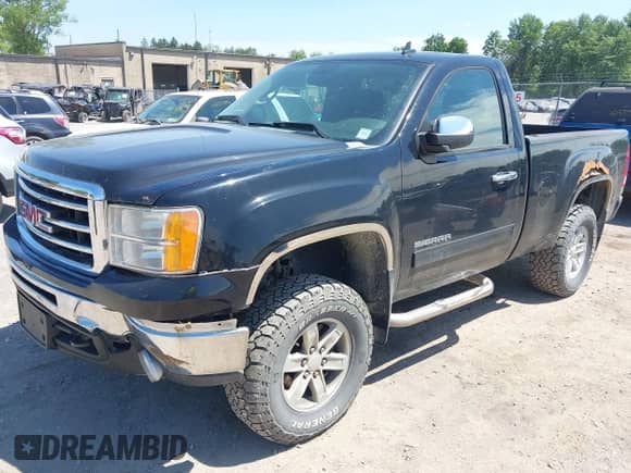 2013 GMC Sierra 1500 SLE z VIN 1GTN2VE09DZ208109, wystawiony jako IAAI lot #42539899 z przebiegiem 159 882 mil mil oraz . Historia ofert i sprzedaży dostępna na DreamBid. Obrazek 18.