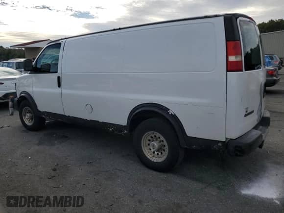 2008 Chevrolet Express Cargo с VIN 1GCGG25C981154995, выставлен на аукционе Copart как лот 86435365 с пробегом 237 001 миль миль и Чистый • Clean title. История ставок и продаж доступна на DreamBid. Изображение 2.