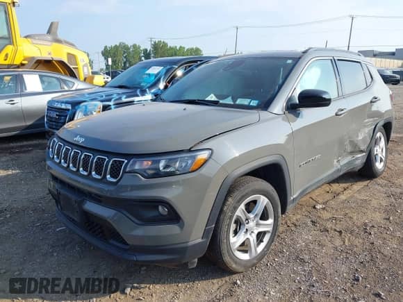 2023 Jeep Compass Latitude с VIN 3C4NJDBN7PT520731, выставлен на аукционе IAAI как лот 42964857 с пробегом 12 861 миль миль и . История ставок и продаж доступна на DreamBid. Изображение 2.