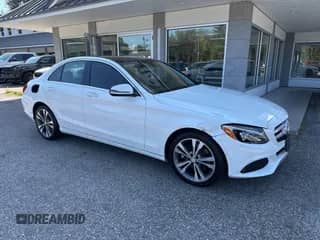2017 Mercedes-Benz C 300 с VIN 55SWF4KB0HU180493, выставлен на аукционе IAAI как лот 43239099 с пробегом 128 250 миль миль и . История ставок и продаж доступна на DreamBid. Изображение 1.