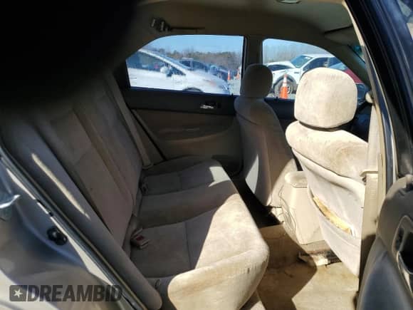 1994 Honda Accord LX с VIN 1HGCE182XRA012062, выставлен на аукционе Copart как лот 88953205 с пробегом 391 612 миль миль и Списание • Salvage title. История ставок и продаж доступна на DreamBid. Изображение 10.