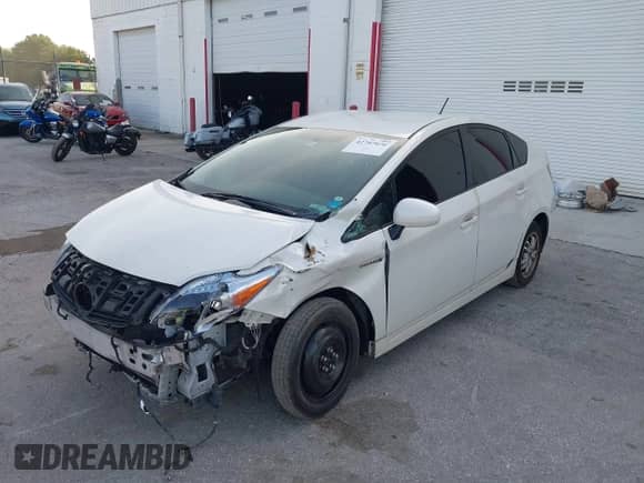2011 Toyota Prius II with VIN JTDKN3DUXB1386352, listed as a IAAI auction lot 42707076 with 306,270 mi miles and . Bid and sale history available at DreamBid. Image 2.