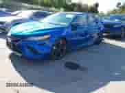 2020 Toyota Camry XSE z VIN 4T1K61AK8LU340342, wystawiony jako IAAI lot #43481652 z przebiegiem 31 078 mil mil oraz . Historia ofert i sprzedaży dostępna na DreamBid. Obrazek 2.