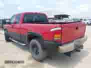 2000 Chevrolet Silverado 2500 LS с VIN 1GCGK29U5YE331150, выставлен на аукционе IAAI как лот 43007669 с пробегом Не указан миль и . История ставок и продаж доступна на DreamBid. Изображение 3.