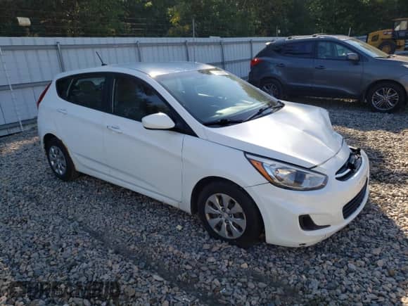 2015 Hyundai Accent GS z VIN KMHCT5AEXFU200439, wystawiony jako Copart lot #71659395 z przebiegiem 167 742 mil mil oraz Szkoda całkowita • Salvage title. Historia ofert i sprzedaży dostępna na DreamBid. Obrazek 4.