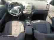 2012 Hyundai Elantra SE z VIN KMHDC8AE0CU143511, wystawiony jako Copart lot #56253525 z przebiegiem 151 815 mil mil oraz Czysty tytuł • Clean title. Historia ofert i sprzedaży dostępna na DreamBid. Obrazek 8.