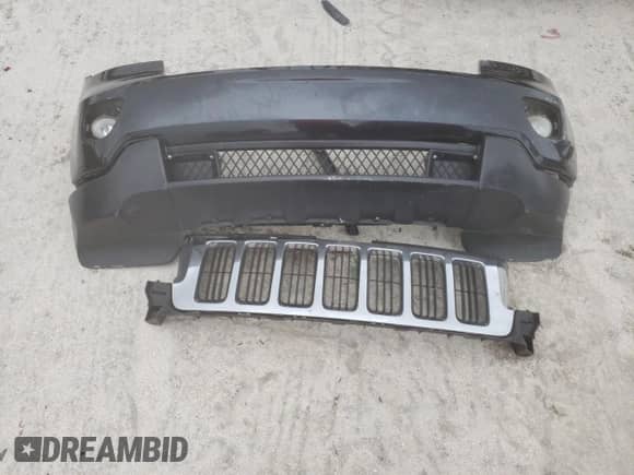 2012 Jeep Grand Cherokee Laredo z VIN 1C4RJEAG8CC229445, wystawiony jako Copart lot #82411545 z przebiegiem 111 210 mil mil oraz Szkoda całkowita • Salvage title. Historia ofert i sprzedaży dostępna na DreamBid. Obrazek 13.