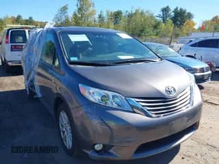 2017 Toyota Sienna XLE with VIN 5TDDZ3DC4HS169668, listed as a IAAI auction lot 43387206 with 83,105 mi miles and . Bid and sale history available at DreamBid. Image 1.