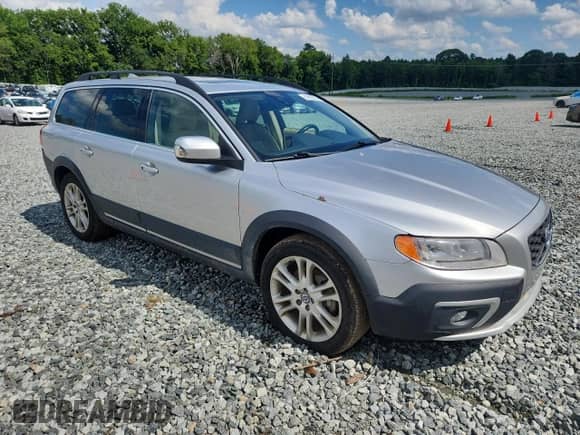 2016 Volvo XC70 T5 Premier z VIN YV4612NK5G1254303, wystawiony jako Copart lot #64802335 z przebiegiem 92 439 mil mil oraz Szkoda całkowita • Salvage title. Historia ofert i sprzedaży dostępna na DreamBid. Obrazek 4.