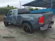 2008 GMC Sierra 1500 SLE2 z VIN 2GTEK19J881263225, wystawiony jako Copart lot #68857794 z przebiegiem 127 126 mil mil oraz Nie do naprawy • Non repairable. Historia ofert i sprzedaży dostępna na DreamBid. Obrazek 2.