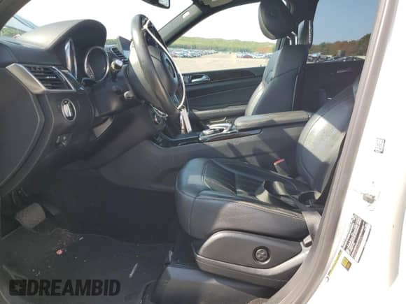 2017 Mercedes-Benz GLS 450 с VIN 4JGDF6EE2HA974961, выставлен на аукционе Copart как лот 65289955 с пробегом 119 260 миль миль и Списание • Salvage title. История ставок и продаж доступна на DreamBid. Изображение 7.