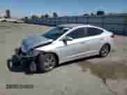 2017 Hyundai Elantra SE z VIN 5NPD84LF1HH041673, wystawiony jako Copart lot #71273635 z przebiegiem 132 317 mil mil oraz Szkoda całkowita • Salvage title. Historia ofert i sprzedaży dostępna na DreamBid. Obrazek 1.