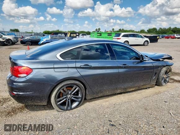 2017 BMW 4 Series 430i с VIN WBA4F7C55HG437878, выставлен на аукционе Copart как лот 80103805 с пробегом 108 435 миль миль и Списание • Salvage title. История ставок и продаж доступна на DreamBid. Изображение 3.