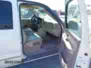 2002 Chevrolet Tahoe LT с VIN 1GNEC13Z32J335075, выставлен на аукционе IAAI как лот 43088100 с пробегом 232 322 миль миль и . История ставок и продаж доступна на DreamBid. Изображение 5.