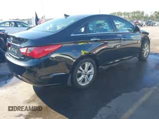 2013 Hyundai Sonata SE with VIN 5NPEC4AC0DH667107, listed as a IAAI auction lot 43428955 with 190,362 mi miles and . Bid and sale history available at DreamBid. Image 4.