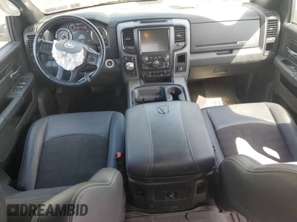 2017 Ram 1500 Rebel z VIN 1C6RR7YT9HS839737, wystawiony jako Copart lot #59256615 z przebiegiem 63 253 mil mil oraz Szkoda całkowita • Salvage title. Historia ofert i sprzedaży dostępna na DreamBid. Obrazek 8.