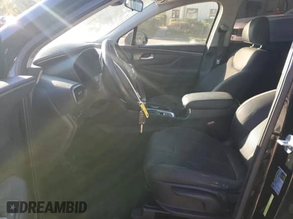 2019 Hyundai Santa Fe SE with VIN 5NMS23AD1KH062354, listed as a Copart auction lot 86306825 with 182,414 mi miles and Clean title. Bid and sale history available at DreamBid. Image 7.