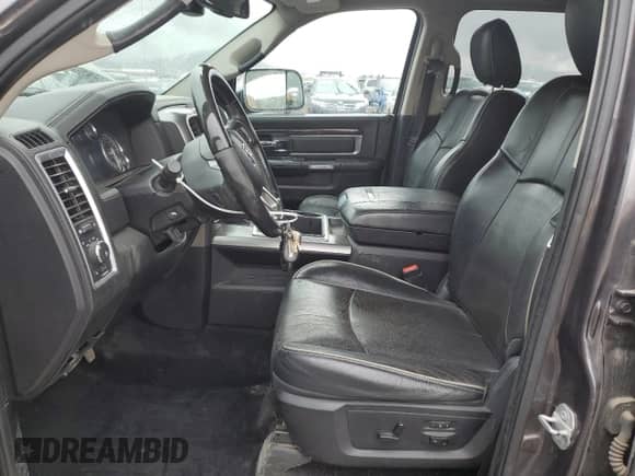 2014 Ram 1500 Longhorn Limited z VIN 1C6RR7WM0ES385403, wystawiony jako Copart lot #57168395 z przebiegiem 223 474 mil mil oraz Czysty tytuł • Clean title. Historia ofert i sprzedaży dostępna na DreamBid. Obrazek 7.