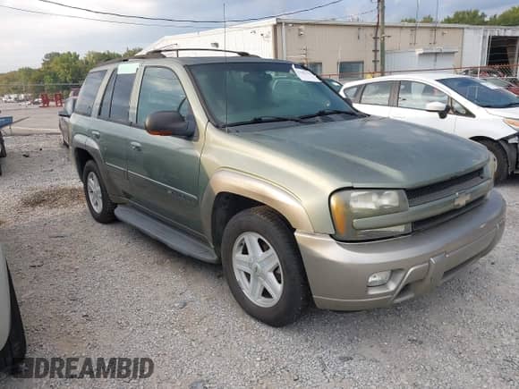 2003 Chevrolet TrailBlazer LT с VIN 1GNDT13S932272865, выставлен на аукционе IAAI как лот 43216318 с пробегом 241 489 миль миль и . История ставок и продаж доступна на DreamBid. Изображение 1.