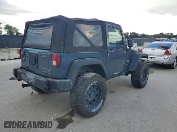 2008 Jeep Wrangler X с VIN 1J4FA24158L617100, выставлен на аукционе Copart как лот 84772785 с пробегом 124 114 миль миль и Чистый • Clean title. История ставок и продаж доступна на DreamBid. Изображение 3.