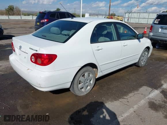 2005 Toyota Corolla CE с VIN 1NXBR32E65Z379820, выставлен на аукционе IAAI как лот 43529394 с пробегом 152 982 миль миль и . История ставок и продаж доступна на DreamBid. Изображение 4.