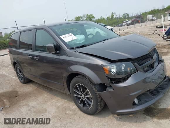 2019 Dodge Grand Caravan SE z VIN 2C4RDGBG6KR596593, wystawiony jako IAAI lot #42271402 z przebiegiem 60 792 mil mil oraz . Historia ofert i sprzedaży dostępna na DreamBid. Obrazek 1.