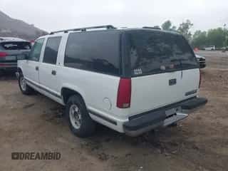 1995 Chevrolet Suburban с VIN 3GNEC16KXSG101841, выставлен на аукционе IAAI как лот 43395489 с пробегом 233 034 миль миль и . История ставок и продаж доступна на DreamBid. Изображение 3.