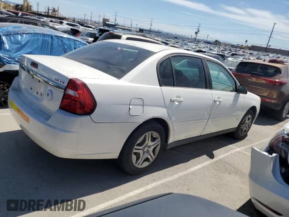 2008 Chevrolet Malibu Classic LS 2FL with VIN 1G1ZS58N98F127197, listed as a Copart auction lot 67780974 with 179,869 mi miles and Clean title. Bid and sale history available at DreamBid. Image 3.