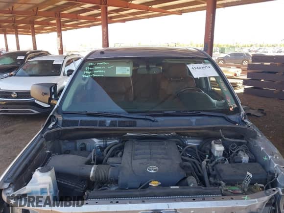 2017 Toyota Tundra Platinum с VIN 5TFAW5F17HX611632, выставлен на аукционе IAAI как лот 43464674 с пробегом 178 328 миль миль и . История ставок и продаж доступна на DreamBid. Изображение 10.