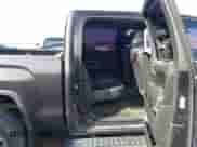 2015 GMC Sierra 1500 SLT z VIN 3GTP1VEC4FG433708, wystawiony jako IAAI lot #43352964 z przebiegiem 182 514 mil mil oraz . Historia ofert i sprzedaży dostępna na DreamBid. Obrazek 8.