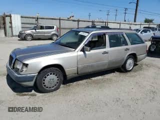1992 Mercedes-Benz 300 с VIN WDBED90DXNF206804, выставлен на аукционе Copart как лот 56256835 с пробегом 59 029 миль миль и Чистый • Clean title. История ставок и продаж доступна на DreamBid. Изображение 1.
