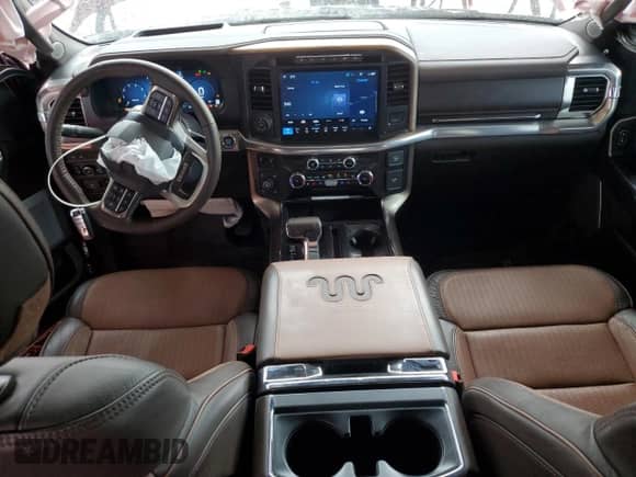 2024 Ford F-150 King Ranch z VIN 1FTFW6LD3RFC08281, wystawiony jako Copart lot #86282385 z przebiegiem 14 383 mil mil oraz Szkoda całkowita • Salvage title. Historia ofert i sprzedaży dostępna na DreamBid. Obrazek 8.