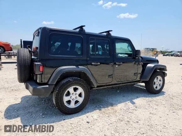 2022 Jeep Wrangler Unlimited Sport S with VIN 1C4HJXDG4NW145949, listed as a Copart auction lot 68324335 with 83,781 mi miles and Salvage title. Bid and sale history available at DreamBid. Image 3.