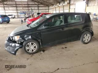 2012 Chevrolet Sonic LT с VIN 1G1JC6SHXC4119021, выставлен на аукционе Copart как лот 86181875 с пробегом 150 308 миль миль и Чистый • Clean title. История ставок и продаж доступна на DreamBid. Изображение 1.