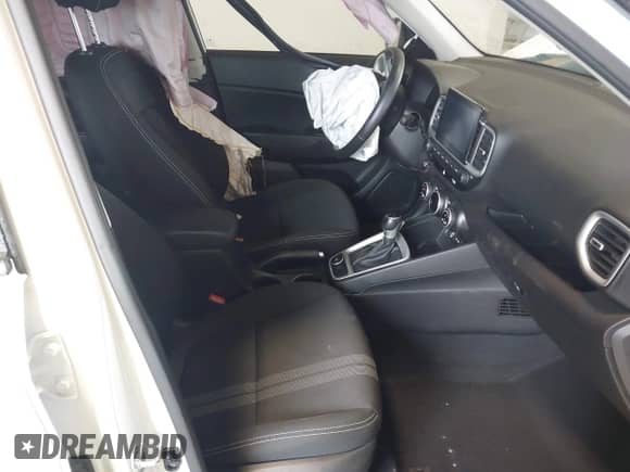 2024 Hyundai Venue Limited with VIN KMHRC8A31RU332682, listed as a IAAI auction lot 42936857 with 11,312 mi miles and . Bid and sale history available at DreamBid. Image 5.