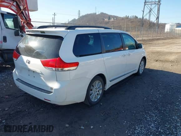 2014 Toyota Sienna Limited с VIN 5TDDK3DC6ES076778, выставлен на аукционе IAAI как лот 41387091 с пробегом 173 497 миль миль и . История ставок и продаж доступна на DreamBid. Изображение 4.