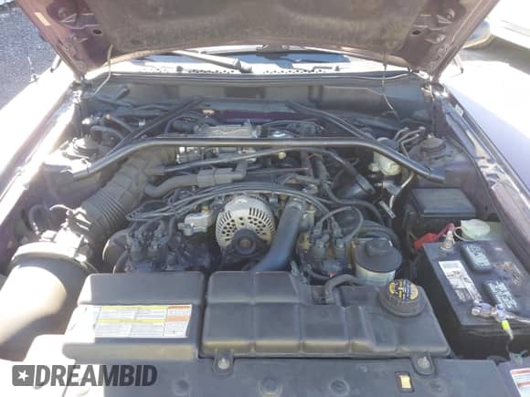 1996 Ford Mustang GT z VIN 1FALP42X2TF130573, wystawiony jako IAAI lot #43490908 z przebiegiem 281 802 mil mil oraz . Historia ofert i sprzedaży dostępna na DreamBid. Obrazek 10.