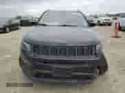 2019 Jeep Compass Altitude with VIN 3C4NJCBB2KT706637, listed as a Copart auction lot 86140265 with 161,415 mi miles and Salvage title. Bid and sale history available at DreamBid. Image 5.